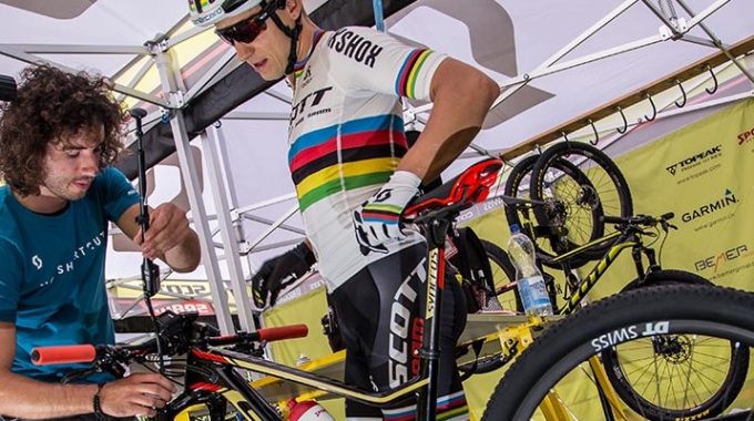 Ciclomeccanica: Sospensioni Perfette Alla Scott Di Nino Schurter