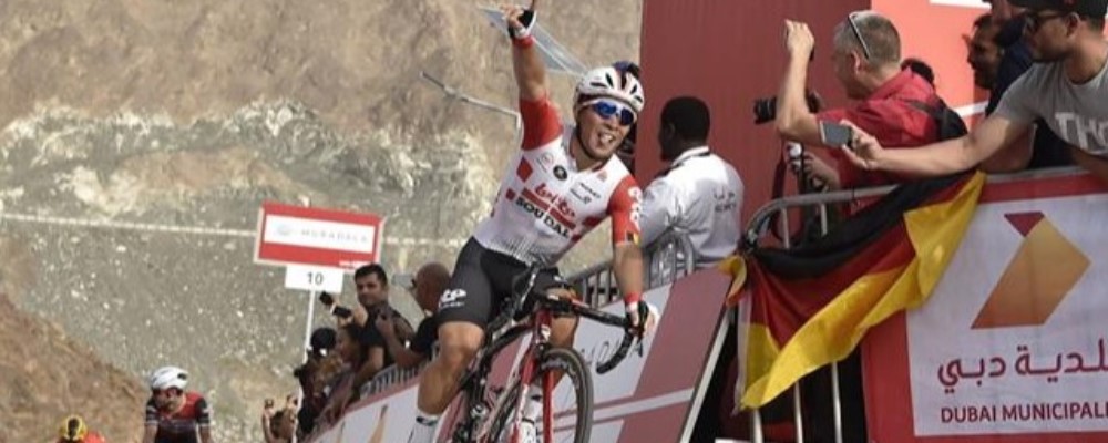 UAE: Caleb Ewan Svetta Nella Quarta Tappa