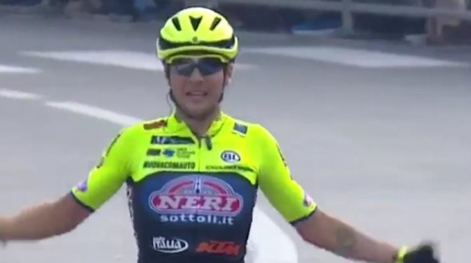 LAIGUEGLIA: Gran Numero Di Simone Velasco