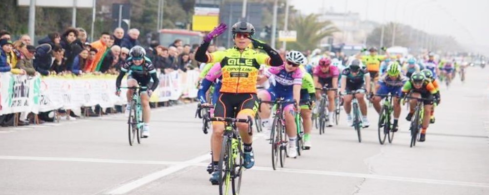 Domenica A Montignoso Rivincita Delle Strade Bianche