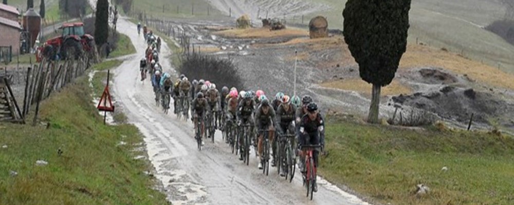 Strade Bianche 2019: Tutti A Caccia Di Benoote Van Der Breegen