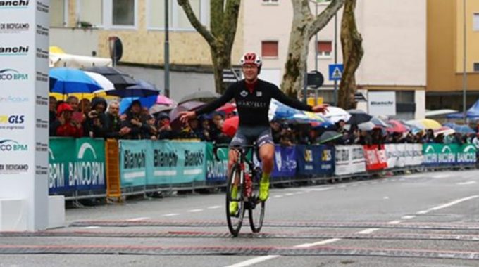 GF Gimondi Bianchi Più Forte Del Freddo E Della Neve