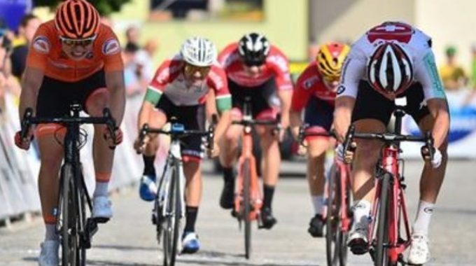 STRADA: CORSA PACE, Sfreccia Lo Svizzero Bisseger