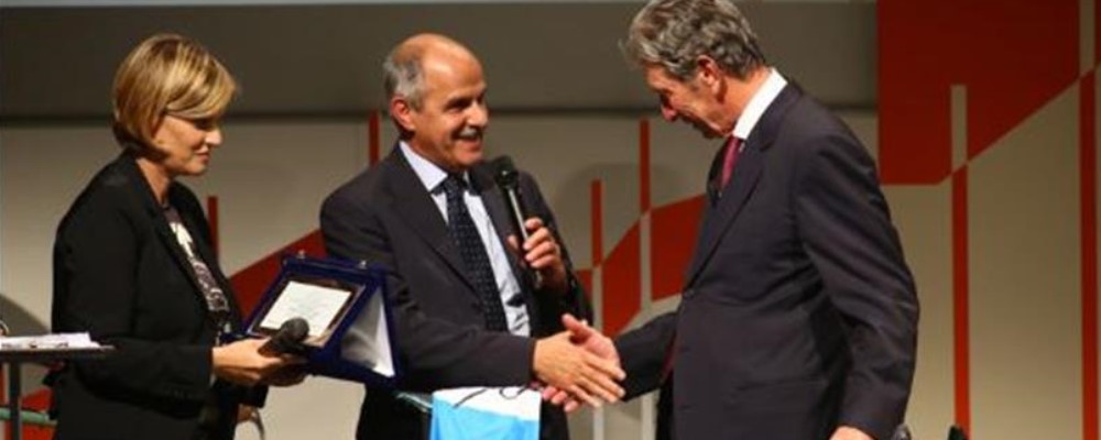 Ai Mondiali Strada La Nazionale Di Cassani Omaggia Gimondi