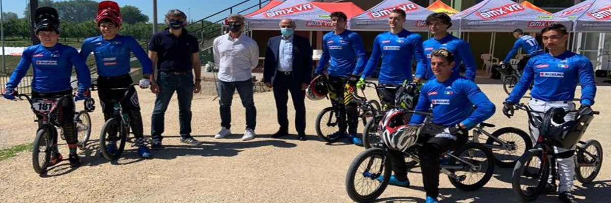 Di Rocco In Visita Durante Il Raduno Della Nazionale BMX