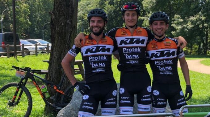 Gara “in Famiglia” Per La KTM Protek Dama