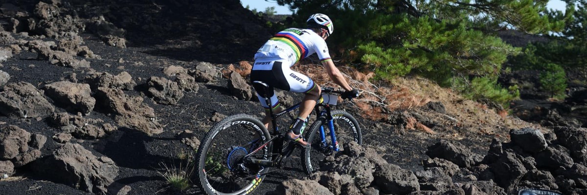 Leo Paez Domina (anche) L’Etna Marathon