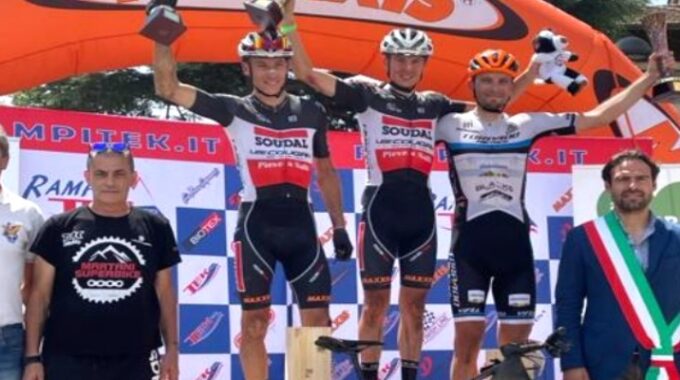 Alla Martani Superbike Tony Longo Allunga Lo Score Di Vittorie