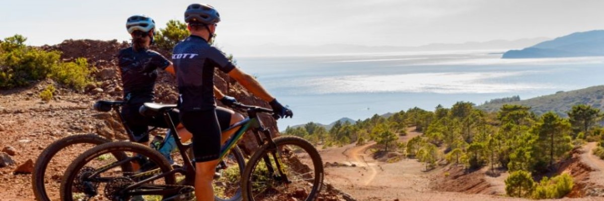 IL PARADISO DEI BIKER: SCOTT ITALIA E ISOLA D’ELBA STRINGONO UN ACCORDO DI SPONSORIZZAZIONE